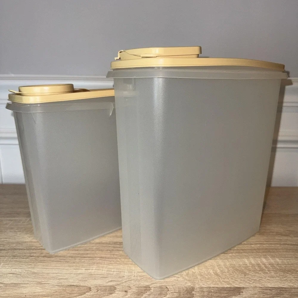 Lot Vintage Tupperware Storage Container Cereal Keeper Lids 1588-6 469-9 CRACKED